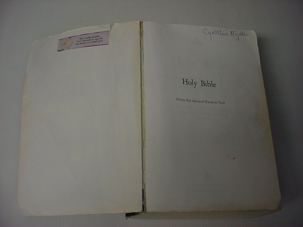 Holy Bible: From the Ancient Eastern Text: George M. Lamsa's Translation From the Aramaic of the Peshitta