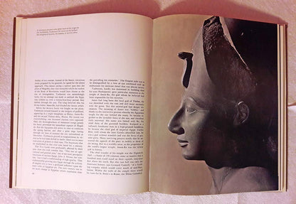 The Pyramids And Sphinx (Wonders of Man Series)