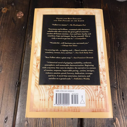 Stock Photo the Pillars of the Earth (Deluxe Edition)