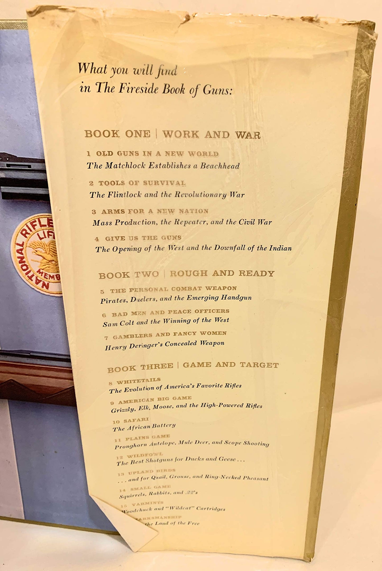 The fireside book of guns