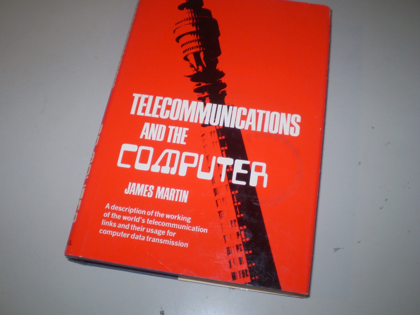 Telecommunications and the Computer (3rd Edition)