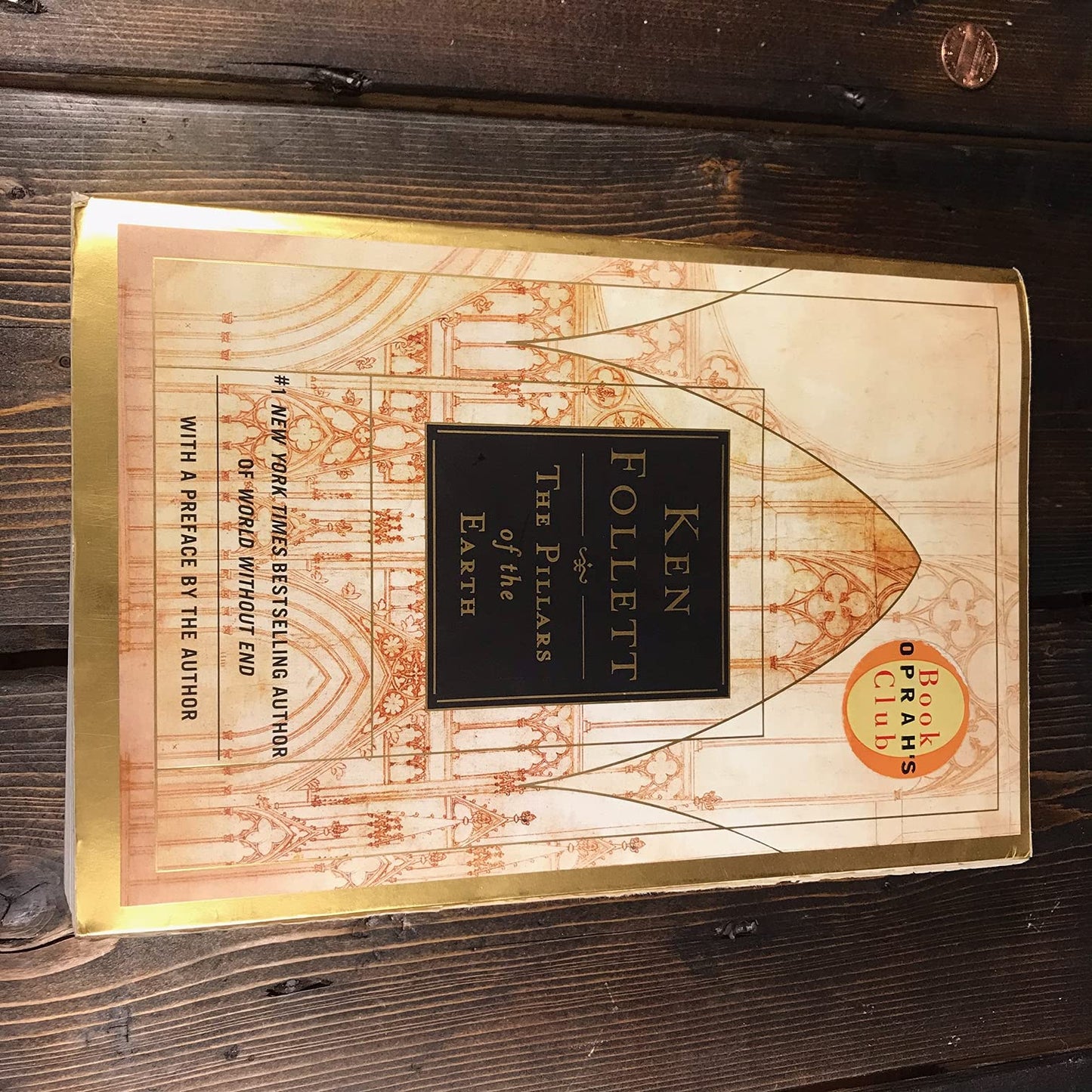 Stock Photo the Pillars of the Earth (Deluxe Edition)