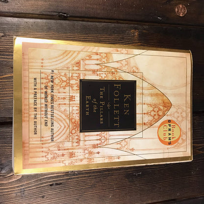 Stock Photo the Pillars of the Earth (Deluxe Edition)