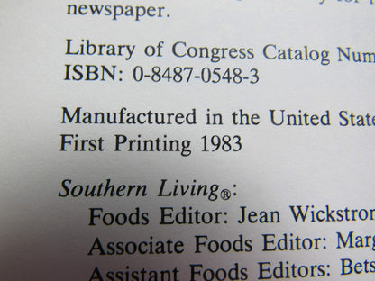 Southern Living 1983 Annual Recipes (Southern Living Annual Recipes)