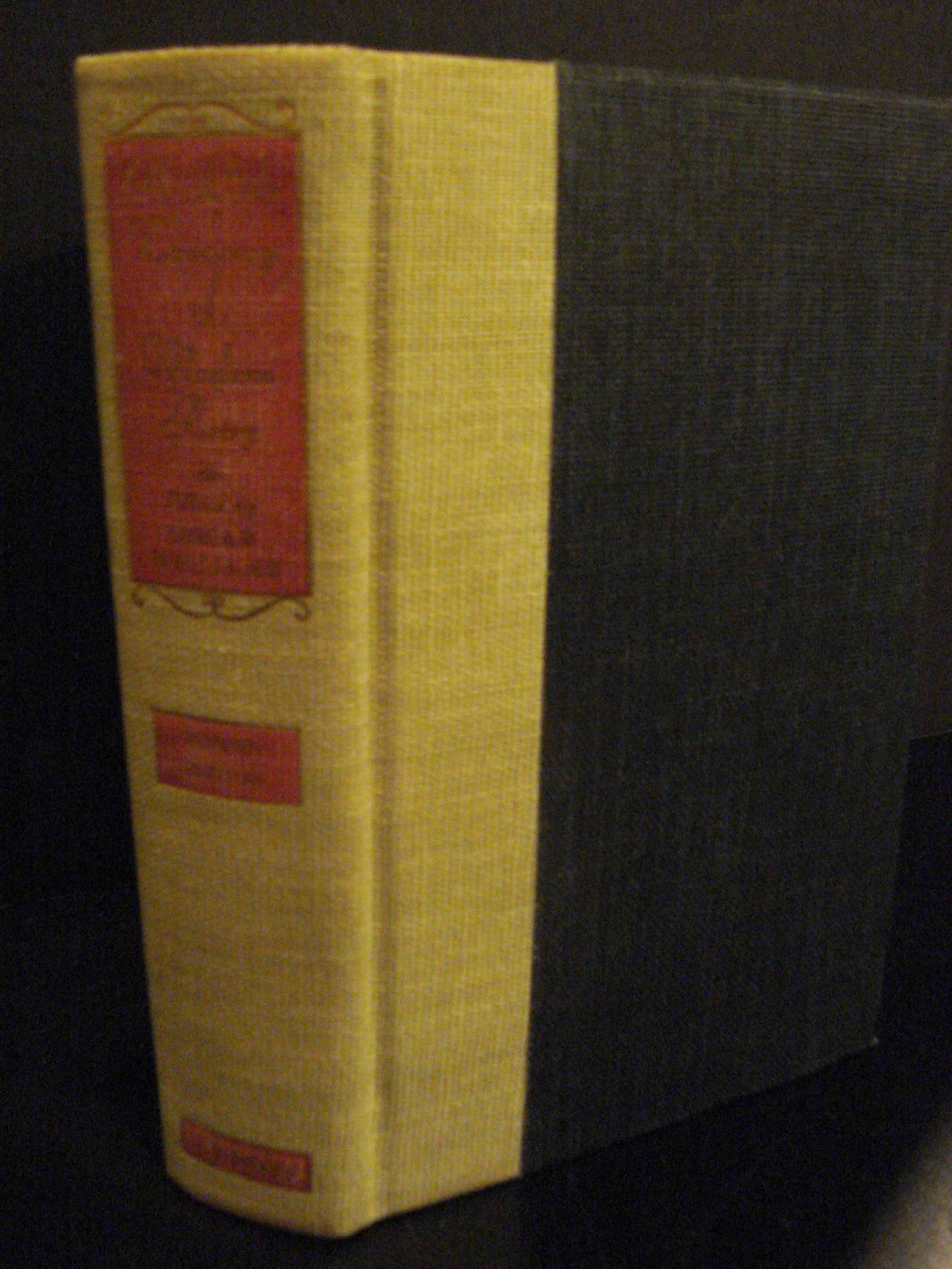 A Little Treasury of Modern Poetry - English & American