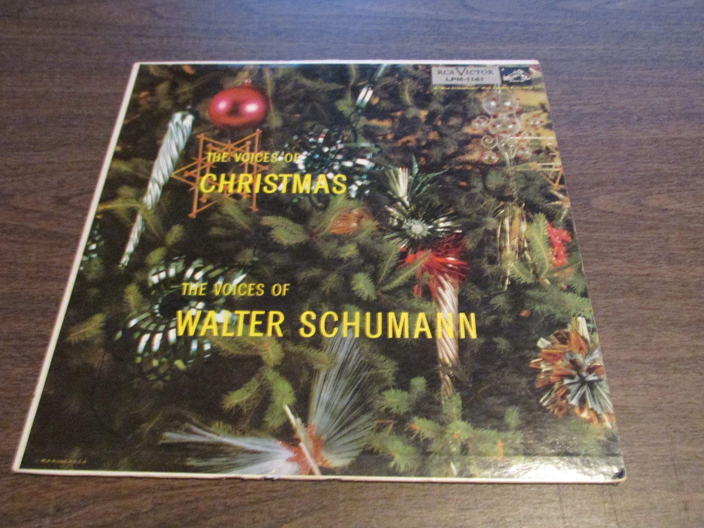 The Christmas Voices Of Walter Schumann [Vinyl LP] [Enhanced For Stereo]