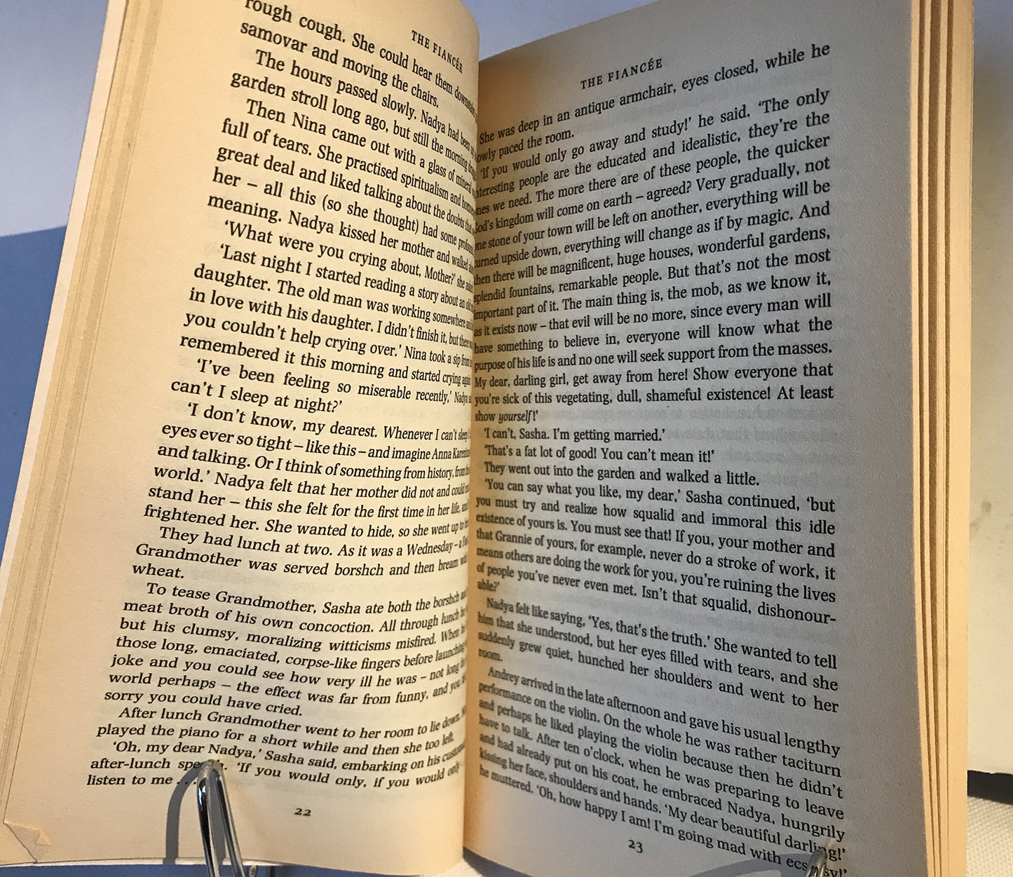 The Fiancee and Other Stories (Penguin Classics)