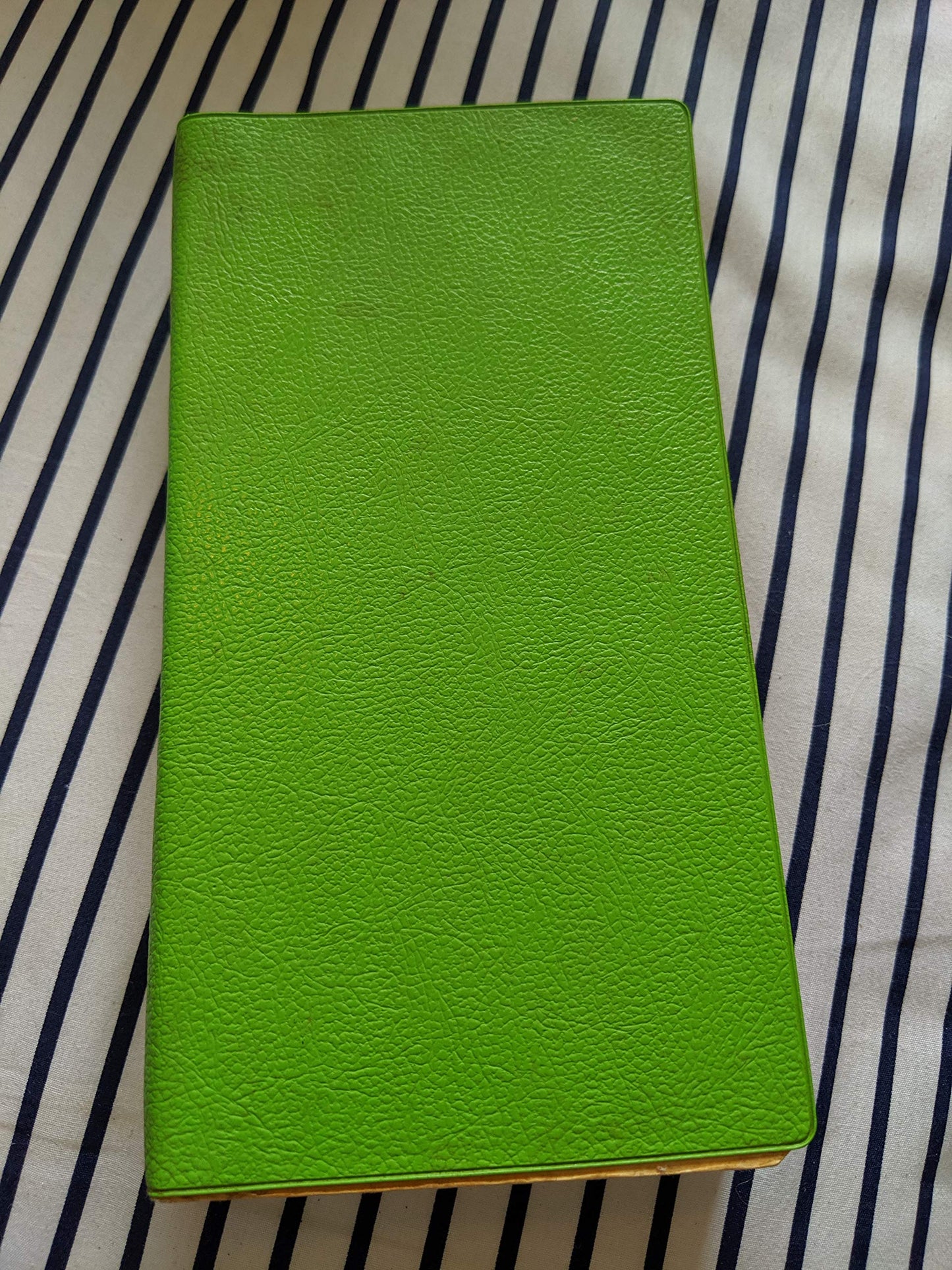 e28d924c-61c6-48dd-9c15-9d981229cfc2