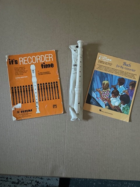 New Music Student Kit - Yamaha YRS-24B Recorder along with "It's Recorder Time" and "Bach for the Recorder"