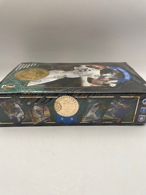 1991 Ultra FleerBaseball Sealed Box of Card Packs (35 Packs)