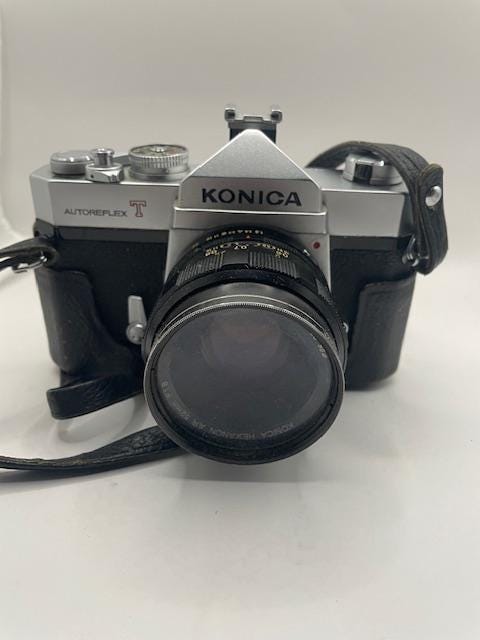 Konica AutoReflex T w/Hexanon AR 52mm F18 lense, Vivitar Automatic Tele Converter 3X-7